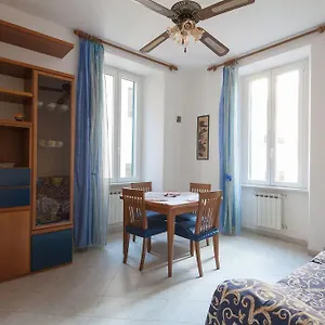 https://casa-beverini.hotelitalianriviera.com