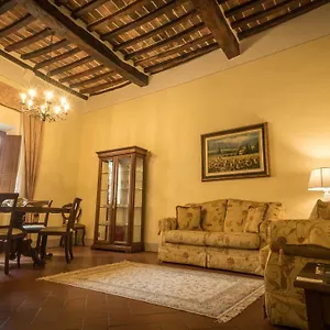 Apartment Luxury Piazza Grande, Montepulciano